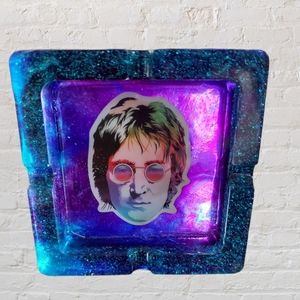 John Lennon Resin Ashtray BUNDLE ANY 3 ITEMS 15%OFF!!!